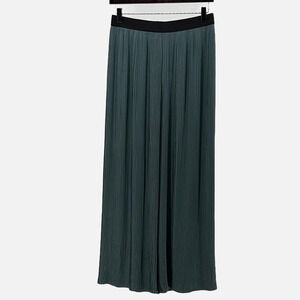 Oak + Fort Micro Pleat Wide Leg Cropped Lounge Pants - Size Large